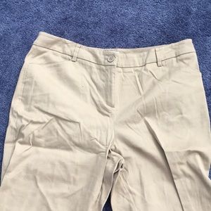 NWOT NY&C KHAKI CROPPED PANTS
